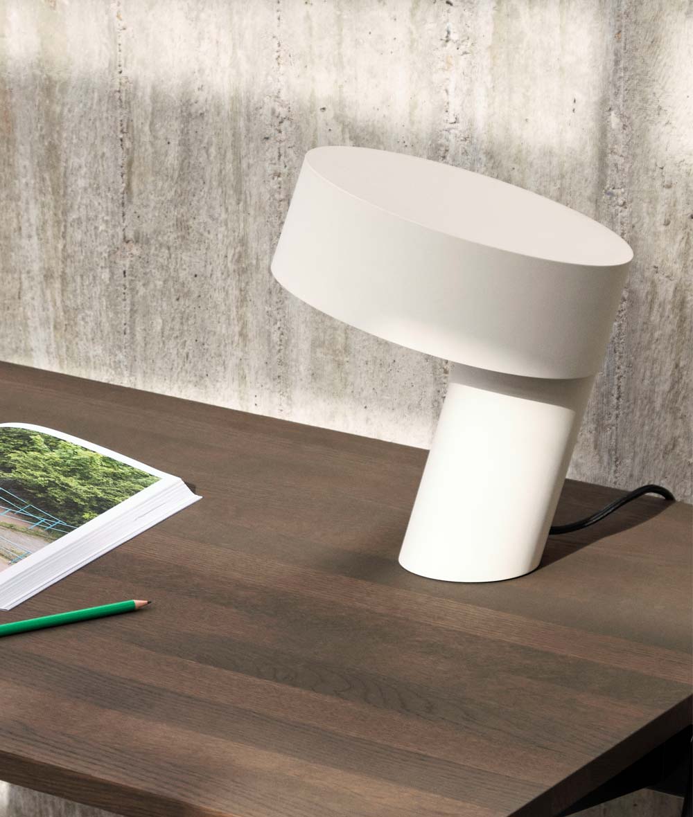 Lampe de table Slant HAY - Image 6
